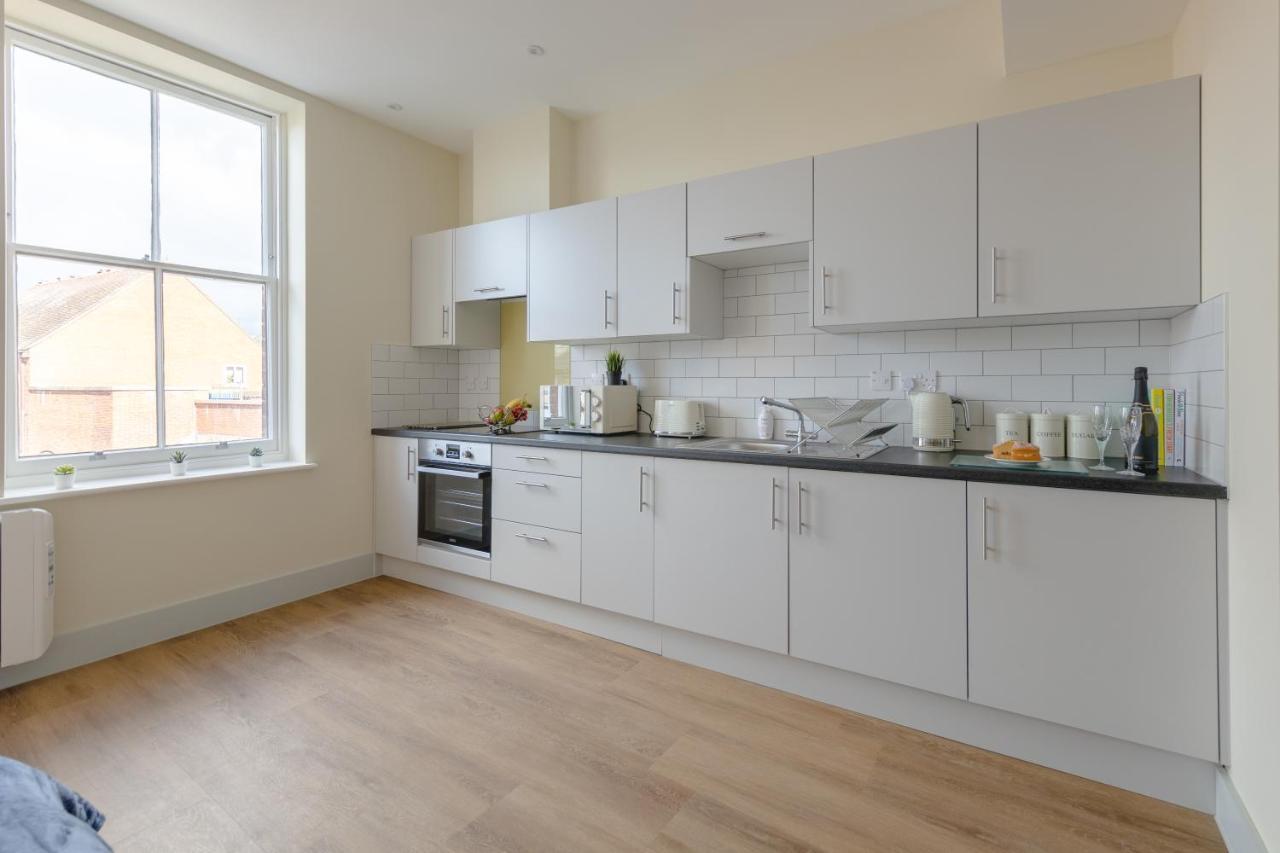 Hereford City Centre - Apartment 7, Isabella House - Modern Apartment In The Heart Of The City - Sleeps 2 Guests - Hosted By Rentmyhouse מראה חיצוני תמונה