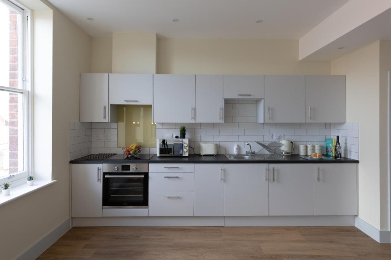 Hereford City Centre - Apartment 7, Isabella House - Modern Apartment In The Heart Of The City - Sleeps 2 Guests - Hosted By Rentmyhouse מראה חיצוני תמונה